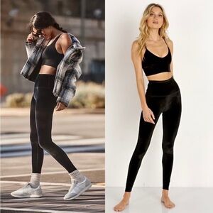 NWOT beyond yoga black velvet legging size small